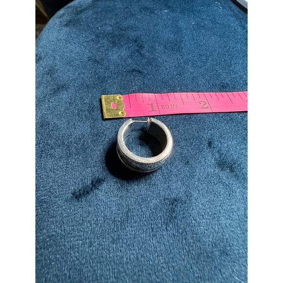 Napier‎ Silver Tone Hoop Earrings Ornate Scroll Design - Picture 3 of 10